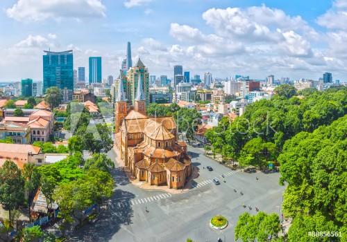 Picture of Ho Chi Minh City is a sunny day underneath Notre Dame buildings over a hundred years old so far is the high-rise buildings for the economic development of Vietnam today
